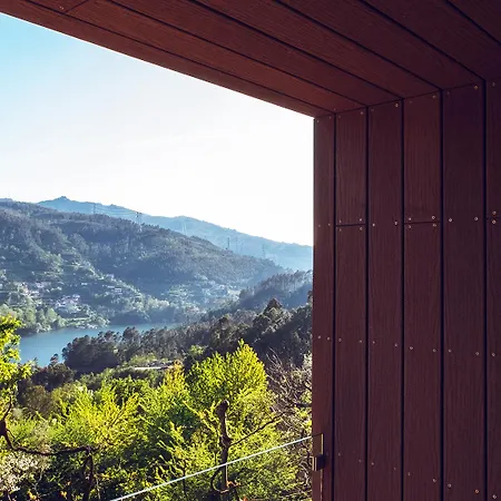 Agrinho & Geres Hotel 4*