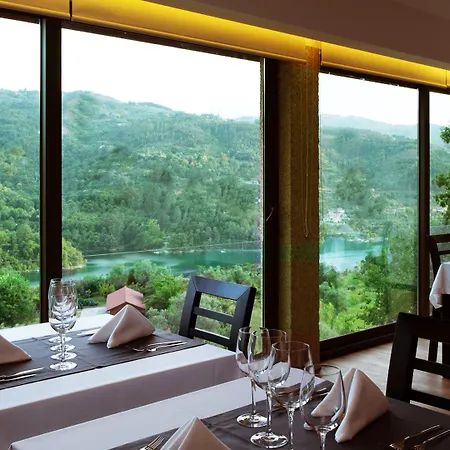 Agrinho & Geres Hotel