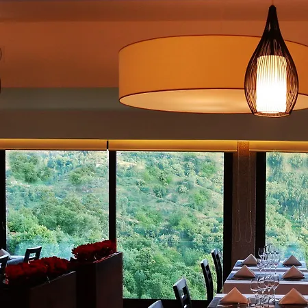 Agrinho & Geres Hotel 4*