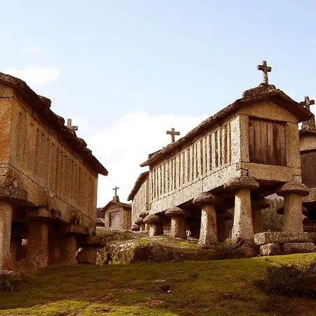 Agrinho & Geres Hotel