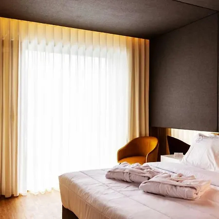 Agrinho & Geres Hotel
