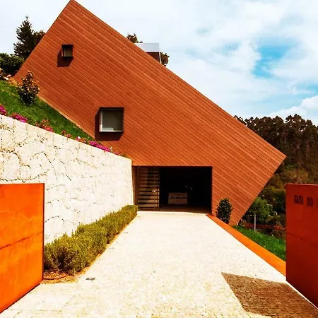 Agrinho & Geres Hotel 4*