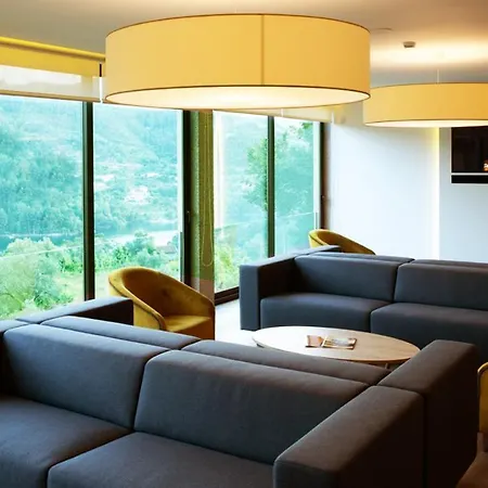 Hotel Agrinho & Geres 4*