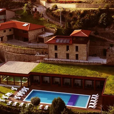 Agrinho & Geres Hotel 4*